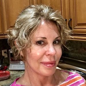 Meet your Posher, Cindi